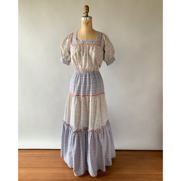 Vintage 1970s Blue Pink Floral Patchwork Tiered Ruffled Maxi Dress Small Medium - Picture 2 of 10